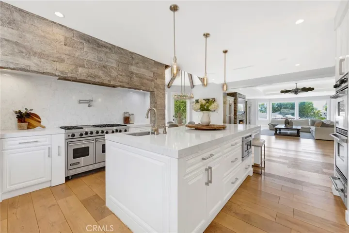 5529 Wellesley Drive, Calabasas, California 91302