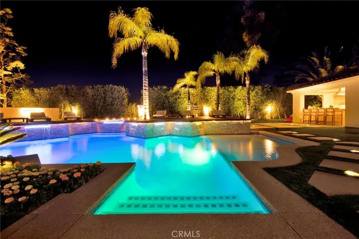 5529 Wellesley Drive, Calabasas, California 91302
