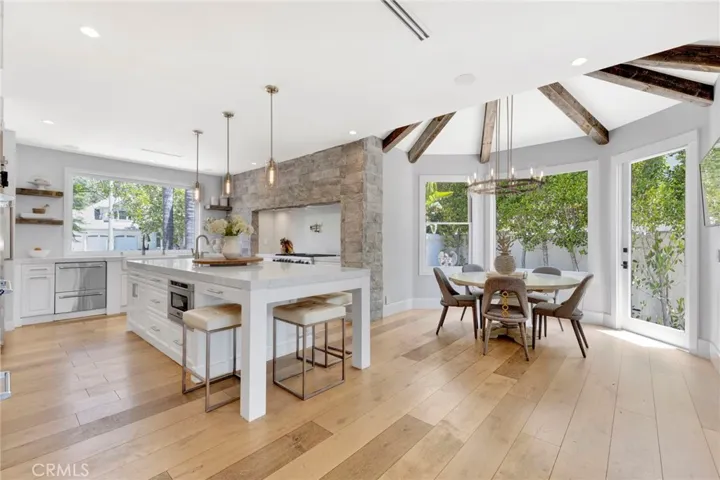5529 Wellesley Drive, Calabasas, California 91302