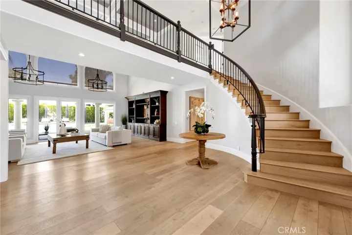 5529 Wellesley Drive, Calabasas, California 91302