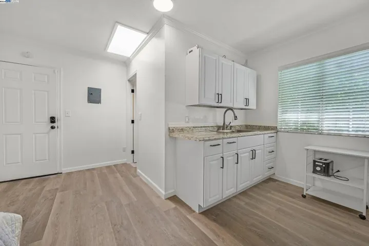 22711 Woodridge Dr, Hayward, California 94541