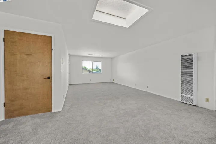 22711 Woodridge Dr, Hayward, California 94541