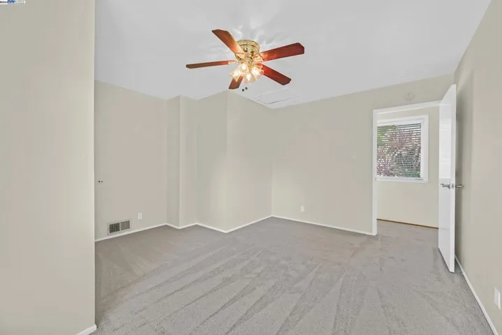 22711 Woodridge Dr, Hayward, California 94541