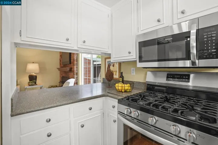 2130 Knollwood Drive, Martinez, California 94553