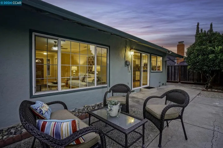 2130 Knollwood Drive, Martinez, California 94553