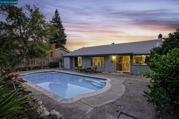 2130 Knollwood Drive, Martinez, California 94553