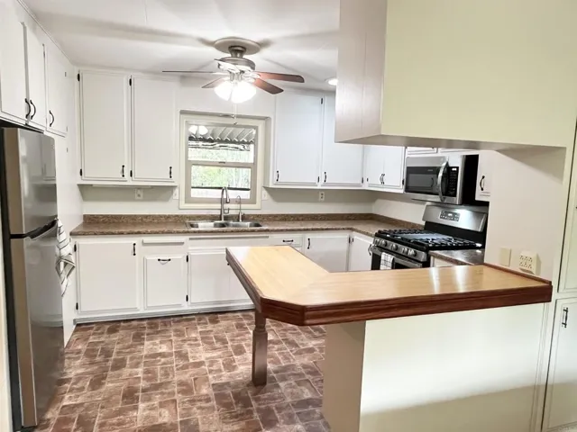 1299 Deer Springs Road 1, San Marcos, California 92069