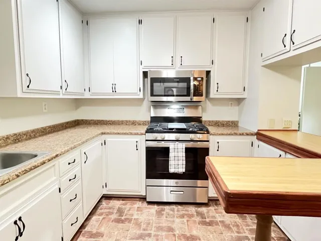 1299 Deer Springs Road 1, San Marcos, California 92069