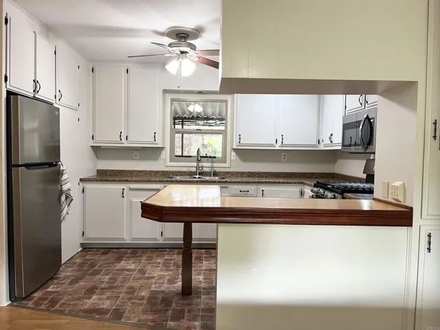 1299 Deer Springs Road 1, San Marcos, California 92069