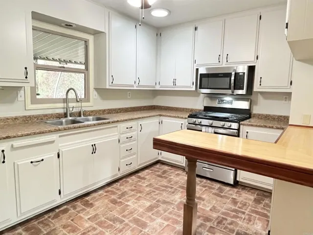 1299 Deer Springs Road 1, San Marcos, California 92069