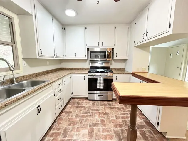 1299 Deer Springs Road 1, San Marcos, California 92069
