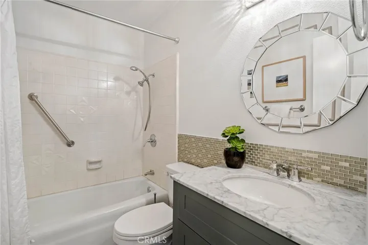 26941 Safiro, Mission Viejo, California 92691