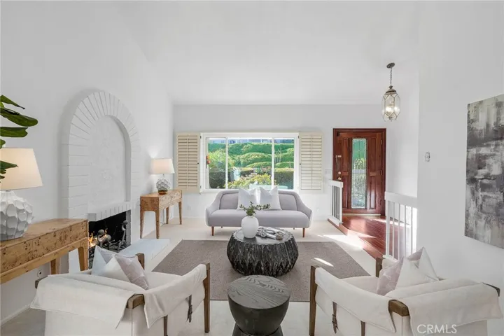 26941 Safiro, Mission Viejo, California 92691