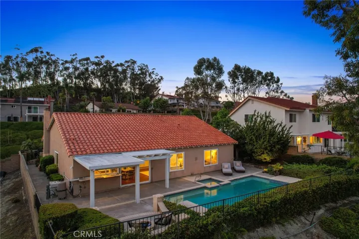 26941 Safiro, Mission Viejo, California 92691