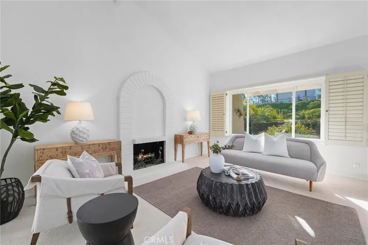 26941 Safiro, Mission Viejo, California 92691
