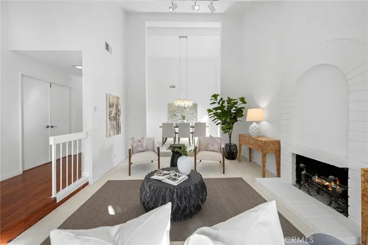 26941 Safiro, Mission Viejo, California 92691