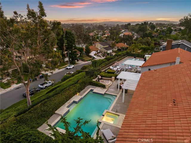 26941 Safiro, Mission Viejo, California 92691