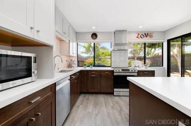 446 Glen Arbor Dr, Encinitas, California 92024