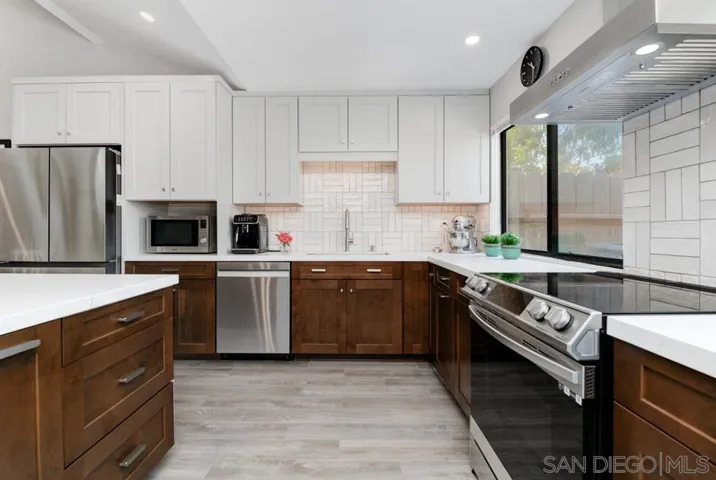 446 Glen Arbor Dr, Encinitas, California 92024