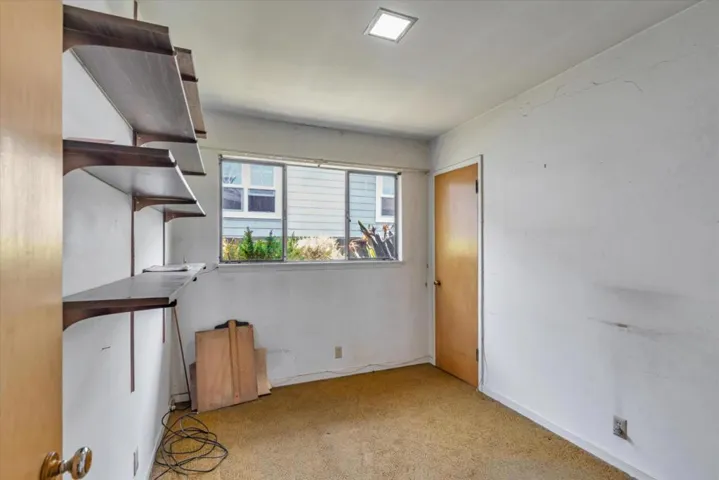 979 Lawrence Lane, Palo Alto, California 94303