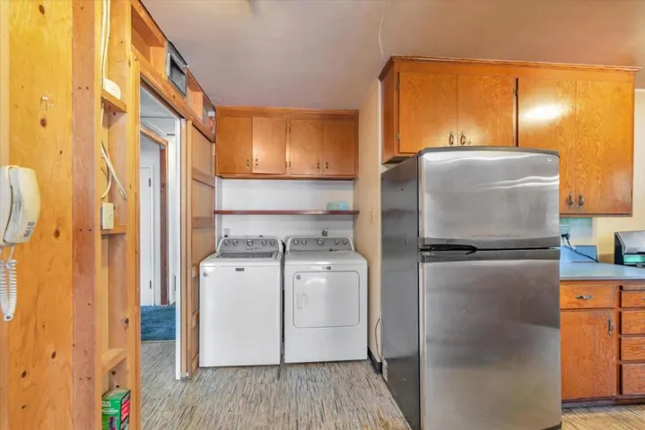 979 Lawrence Lane, Palo Alto, California 94303