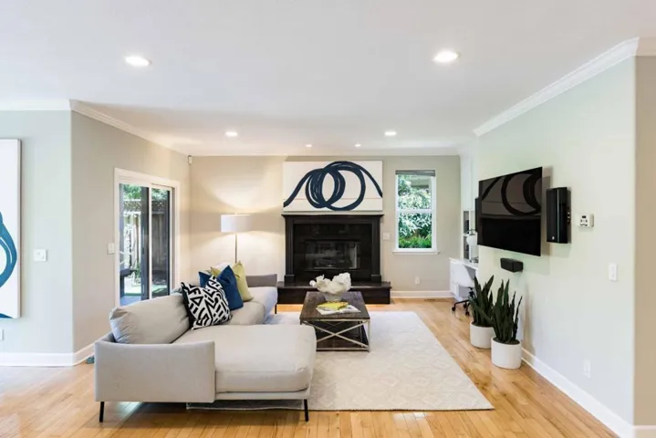 760 San Carlos Court, Palo Alto, California 94306