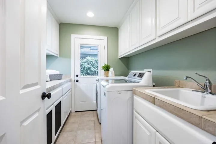 760 San Carlos Court, Palo Alto, California 94306