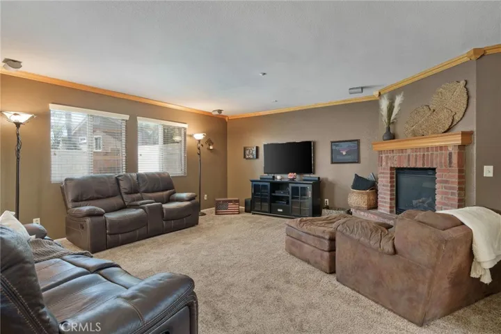 5822 Madison Lane, Fontana, California 92336
