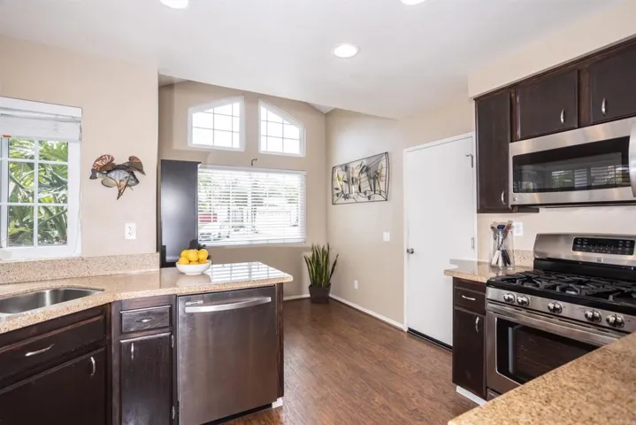 243 Currant Way, Oceanside, California 92057