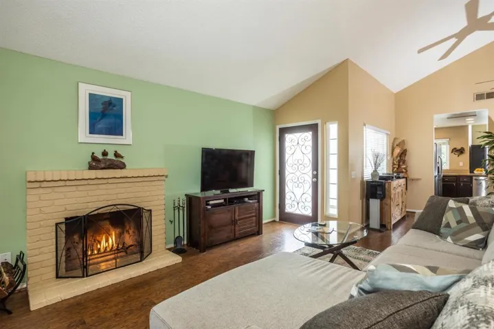 243 Currant Way, Oceanside, California 92057
