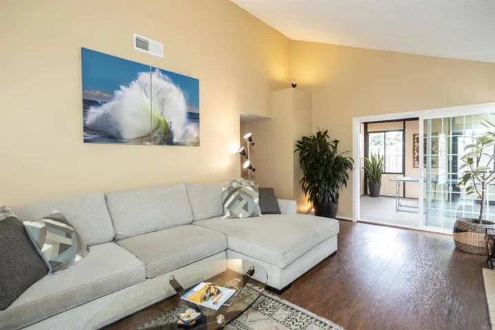 243 Currant Way, Oceanside, California 92057
