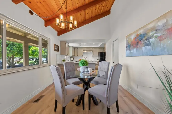 11820 Foothill Avenue, Gilroy, California 95020