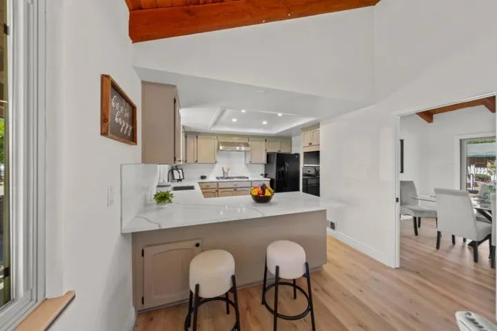 11820 Foothill Avenue, Gilroy, California 95020
