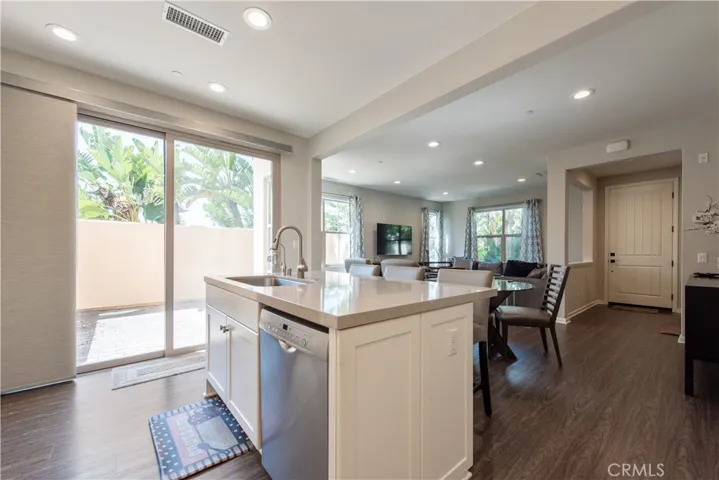 160 Nature, Irvine, California 92618
