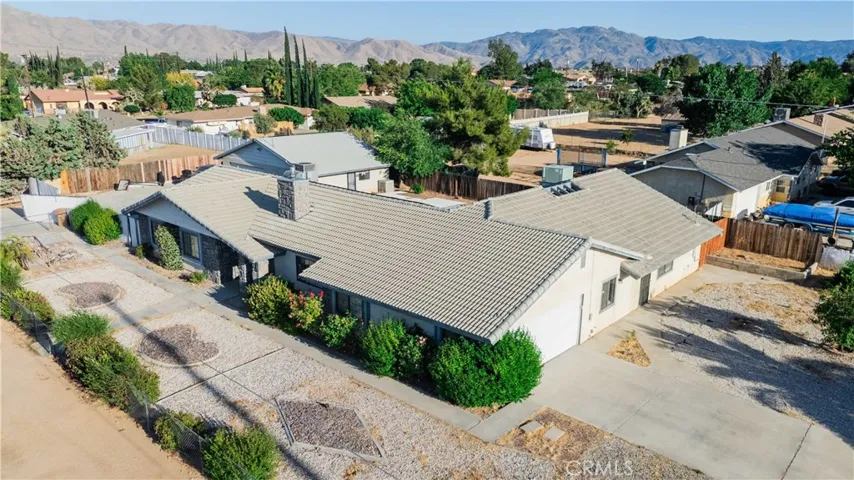 9007 Pecan Avenue, Hesperia, California 92345