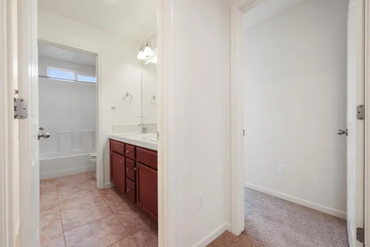 4355 Strathmore Place, Merced, California 95348