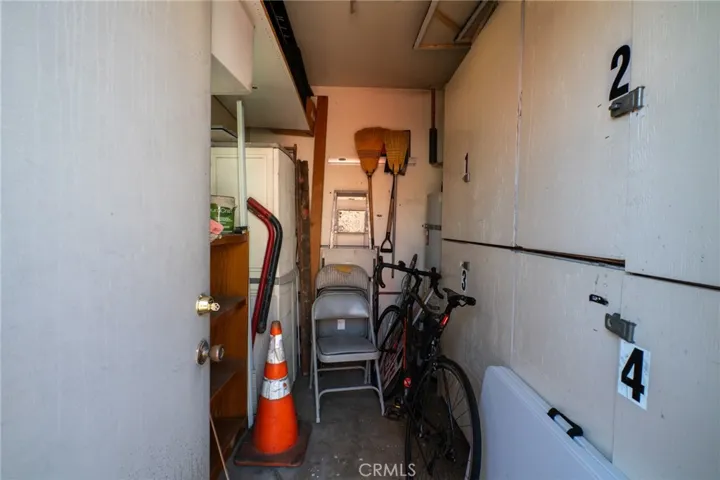 187 Roycroft Avenue, Long Beach, California 90803