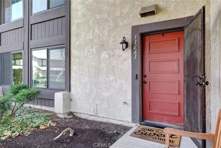11661 S Buckthorn Lane, Orange, California 92869