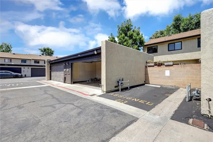 11661 S Buckthorn Lane, Orange, California 92869