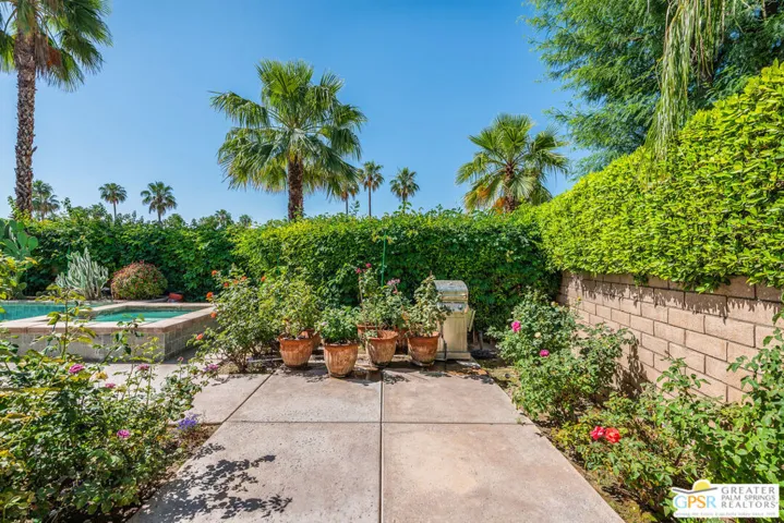 1321 S Yermo Drive, Palm Springs, California 92262