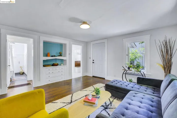 1735 6th Ave, Oakland, California 94606