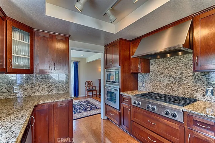 9195 Hidden Farm Road, Alta Loma, California 91737