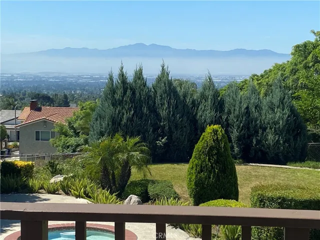 9195 Hidden Farm Road, Alta Loma, California 91737