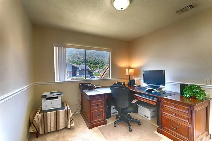9195 Hidden Farm Road, Alta Loma, California 91737