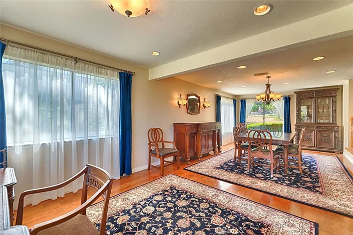 9195 Hidden Farm Road, Alta Loma, California 91737