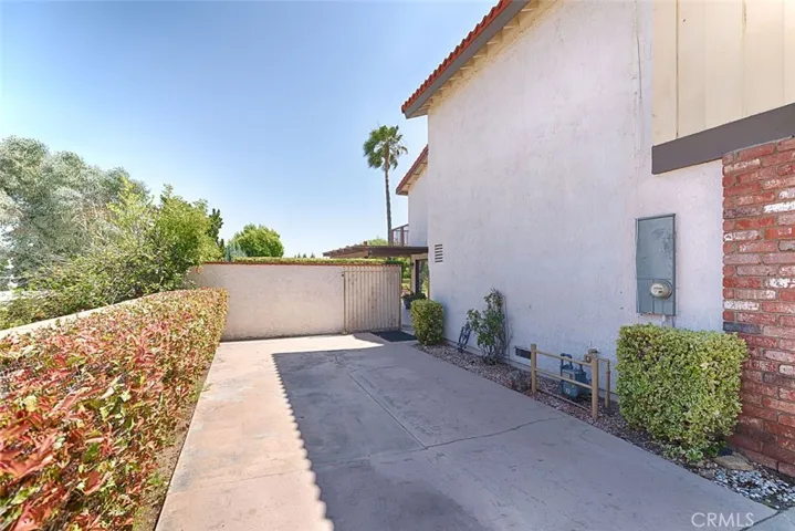 9195 Hidden Farm Road, Alta Loma, California 91737