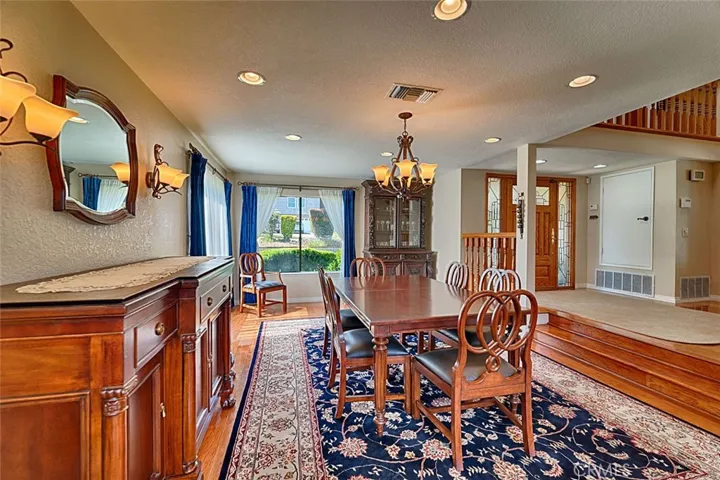 9195 Hidden Farm Road, Alta Loma, California 91737