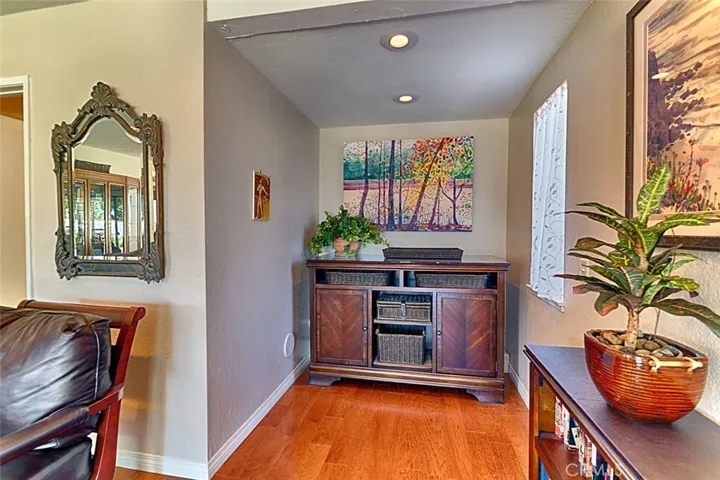 9195 Hidden Farm Road, Alta Loma, California 91737