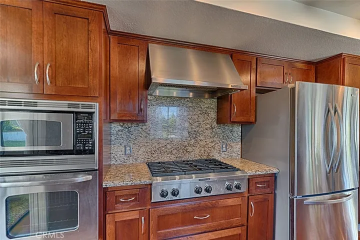 9195 Hidden Farm Road, Alta Loma, California 91737