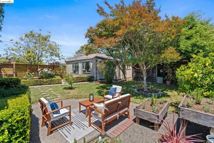1500 Rose, Berkeley, California 94703